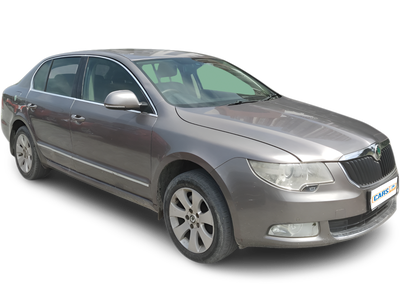Skoda Superb-img